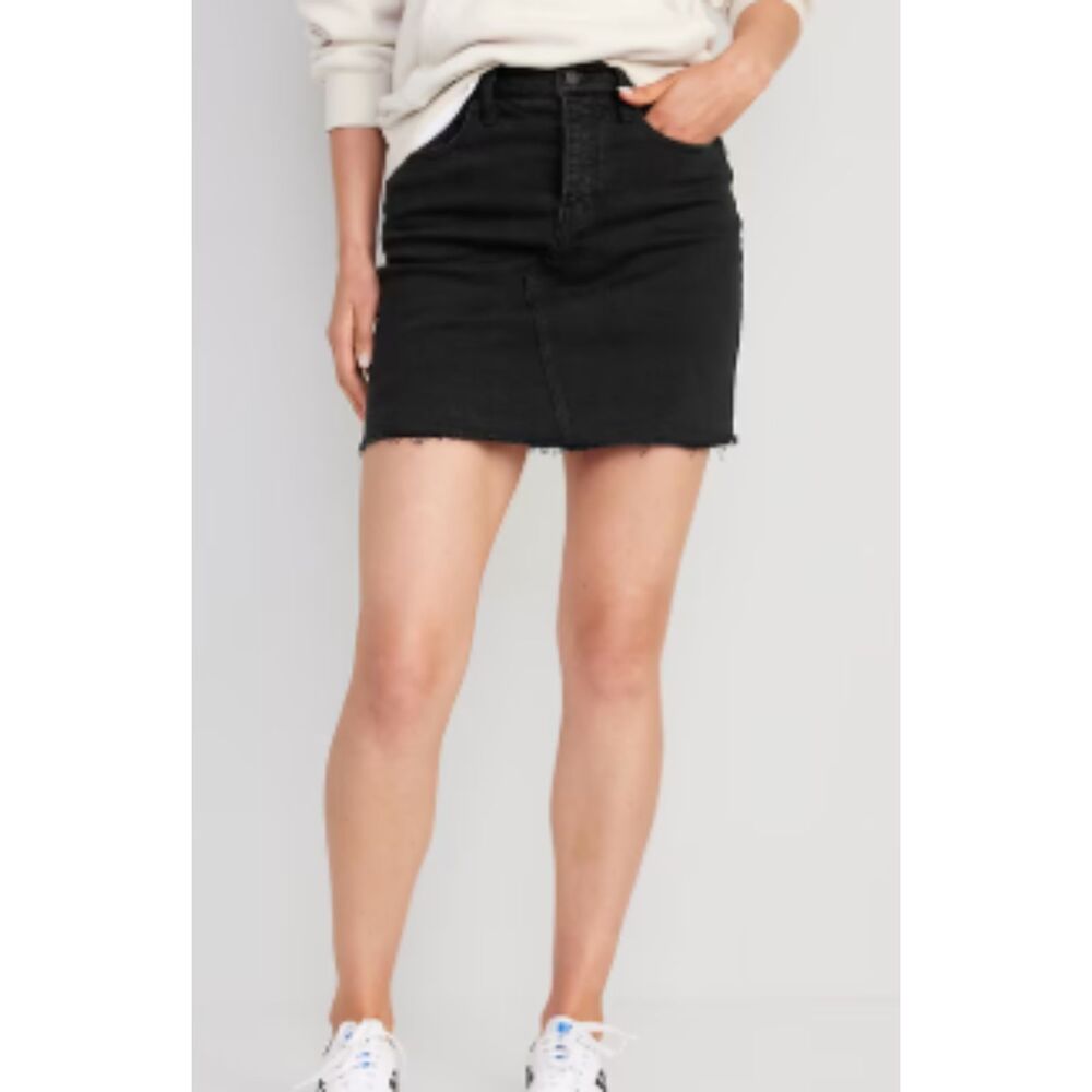 Old Navy Black Denim Mini Skirt Size 18 Raw Hem High Rise